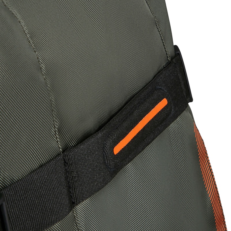 AMERICAN TOURISTER URBAN TRACK 27" WHEELED DUFFLE - Image 3